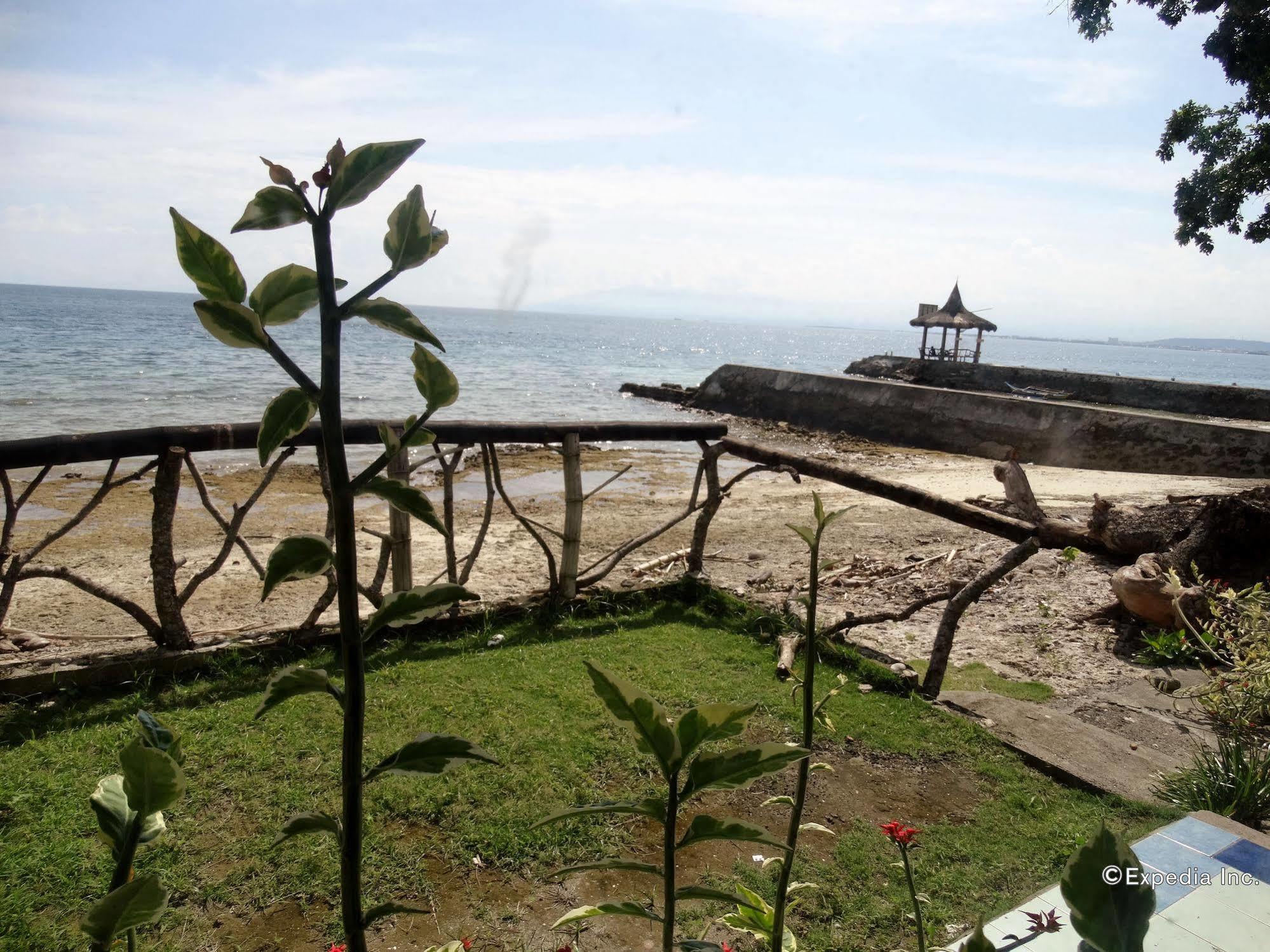Punta Del Sol Araceli Beach Resort Samal Exterior foto
